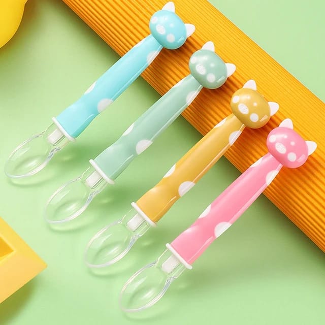 Green Color Babay Soft Silicone Spoon FS111D