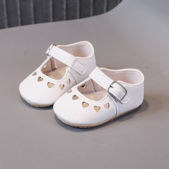 White Baby Girls Heart Cutout Soft Sole Shoes SH7103B