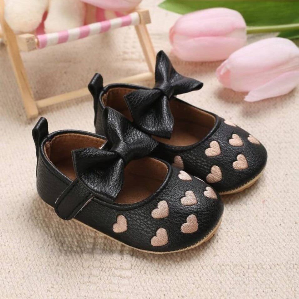 Black Heart Design Shoes SH7087B