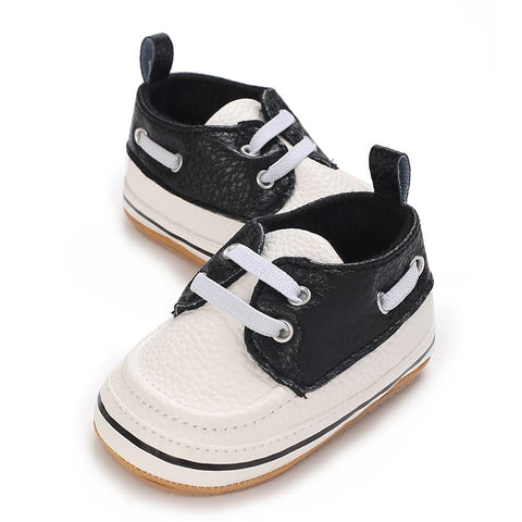 White & Black Shoes SH7085B