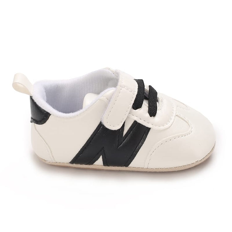 White & Black Baby Shoes SH7120B