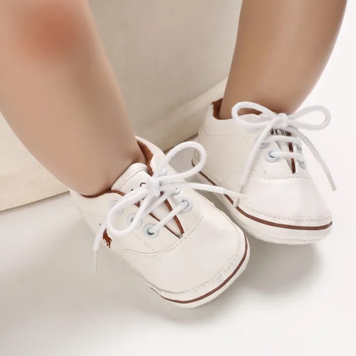 White Booties BTS9077B